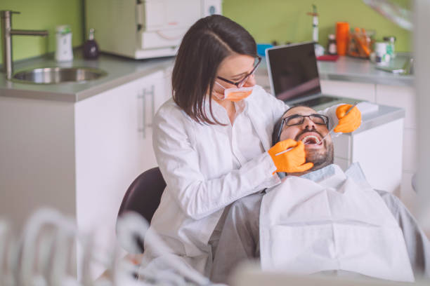 Best Emergency Tooth Extraction in Vidor, TX